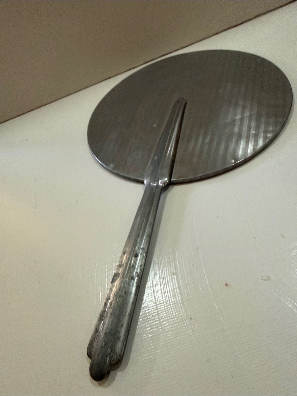 Polished Art Deco Aluminum Handheld Mirror with Sleek Handle
